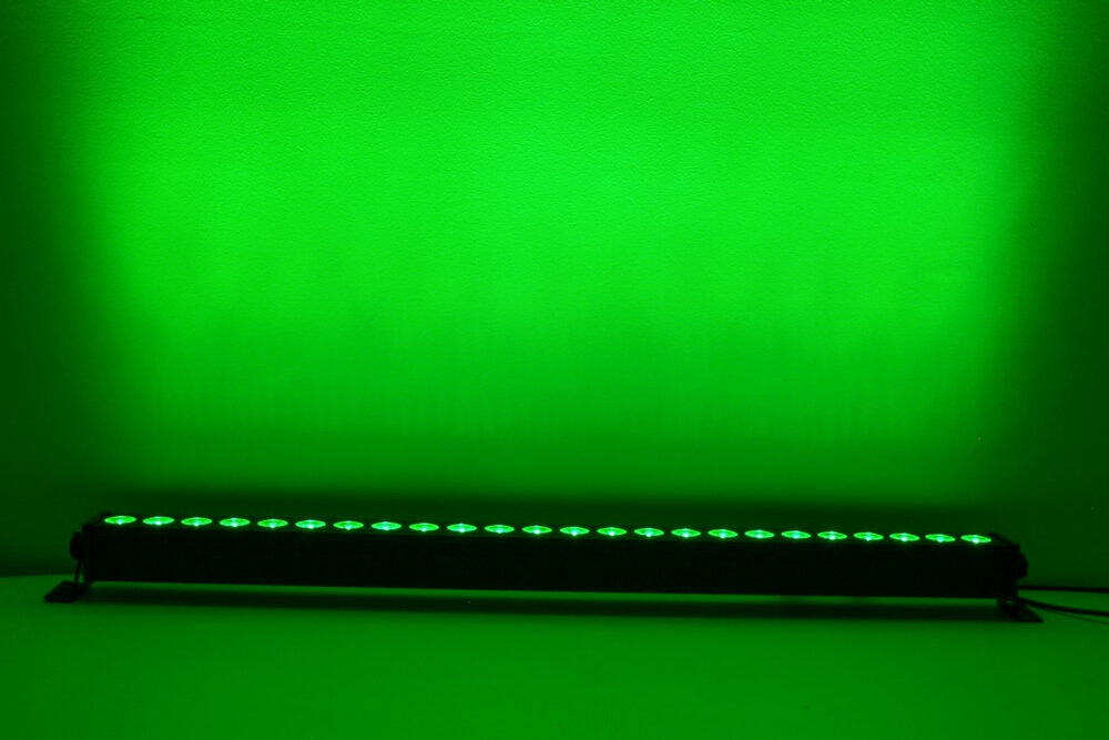 Event Lighting Lite BAR24X4L - 24x 4W RGBW LED Bar with 8 Segment Control - Image 10